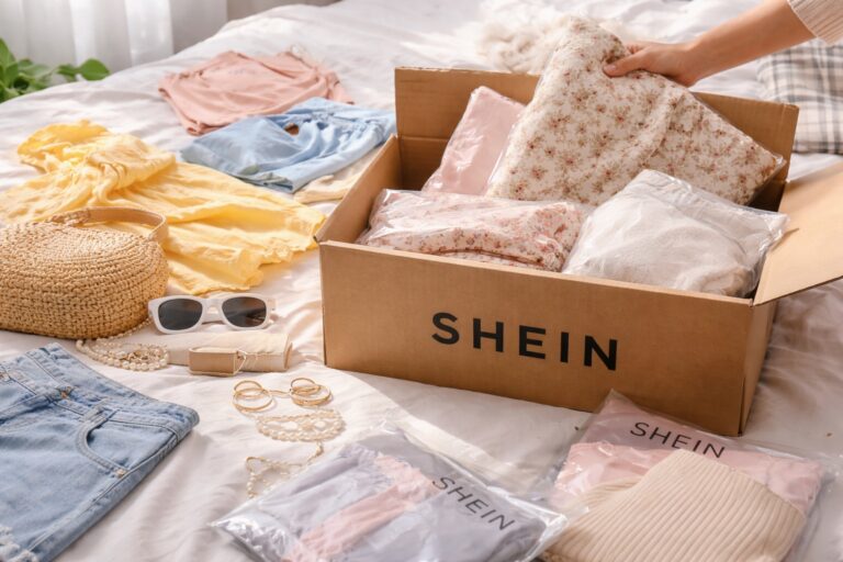Como conseguir roupas de graça na Shein